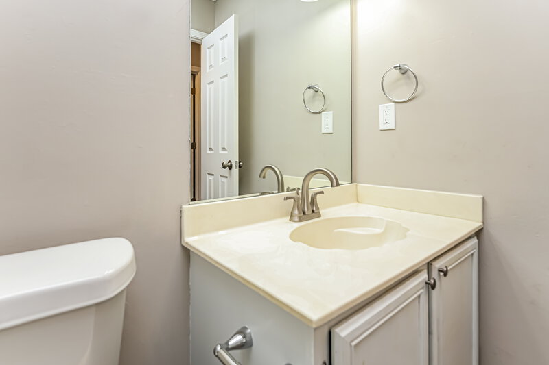 1,940/Mo, 275 Paris Dr Lawrenceville, GA 30043 Bathroom View