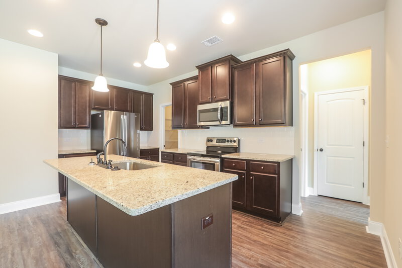 3,330/Mo, 2301 Church St Hampton, GA 30228 Kitchen View 2