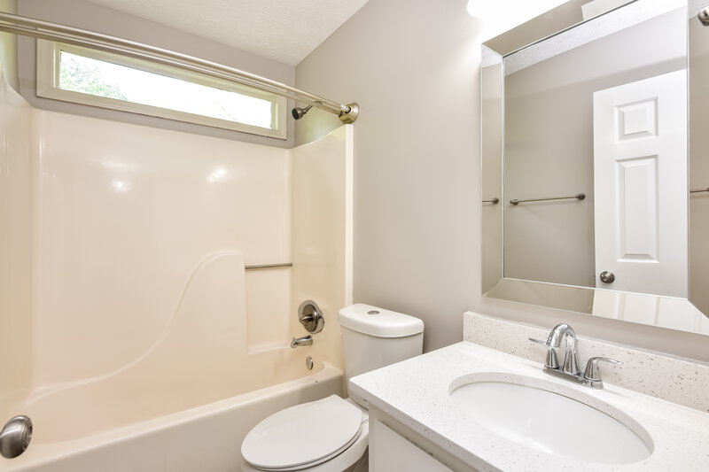 1,830/Mo, 3005 Ashly Woods Ct Snellville, GA 30078 Bathroom View