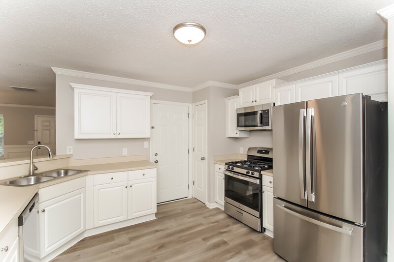 1,805/Mo, 111 Providence Dr Dallas, GA 30157 Kitchen View 3