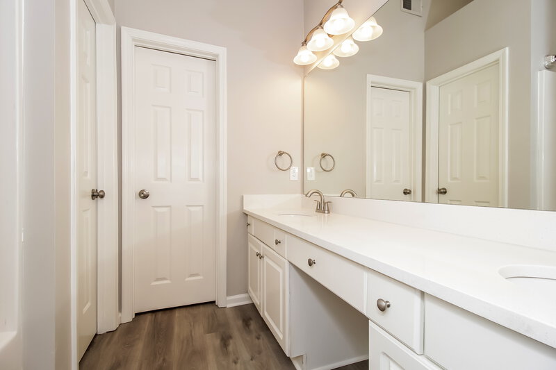 1,805/Mo, 111 Providence Dr Dallas, GA 30157 Main Bathroom View