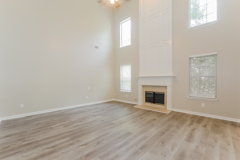 3,430/Mo, 602 Applegate Ln Stockbridge, GA 30281 Living Room View 2