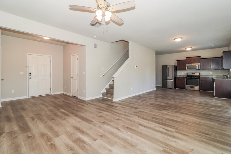 1,925/Mo, 104 Aberdeen Way Dallas, GA 30132 Living Room View