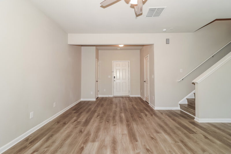 1,925/Mo, 104 Aberdeen Way Dallas, GA 30132 Living Room View 2