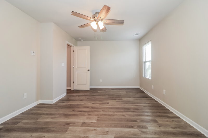 1,925/Mo, 104 Aberdeen Way Dallas, GA 30132 Main Bedroom View 2
