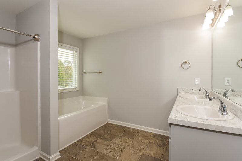 1,985/Mo, 155 Waters Edge Pkwy Temple, GA 30179 Main Bathroom View