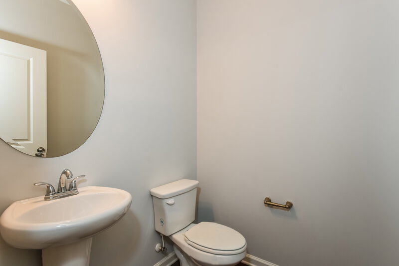 1,985/Mo, 155 Waters Edge Pkwy Temple, GA 30179 Bathroom View 2