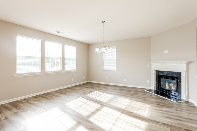 2,680/Mo, 2653 Waterdale Rd SW Atlanta, GA 30331 Dining Room View