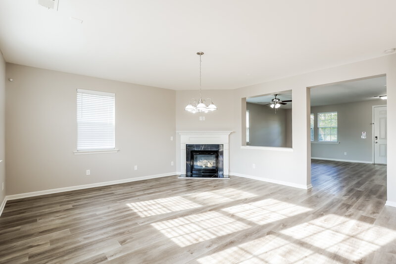 2,680/Mo, 2653 Waterdale Rd SW Atlanta, GA 30331 Dining Room View 2
