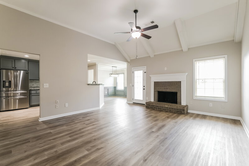 2,255/Mo, 844 Pinnacle Dr Winder, GA 30680 Living Room View 2
