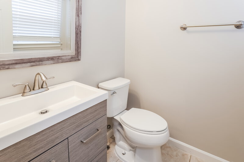 2,490/Mo, 107 Braelinn Creek Path Peachtree City, GA 30269 Powder Room View