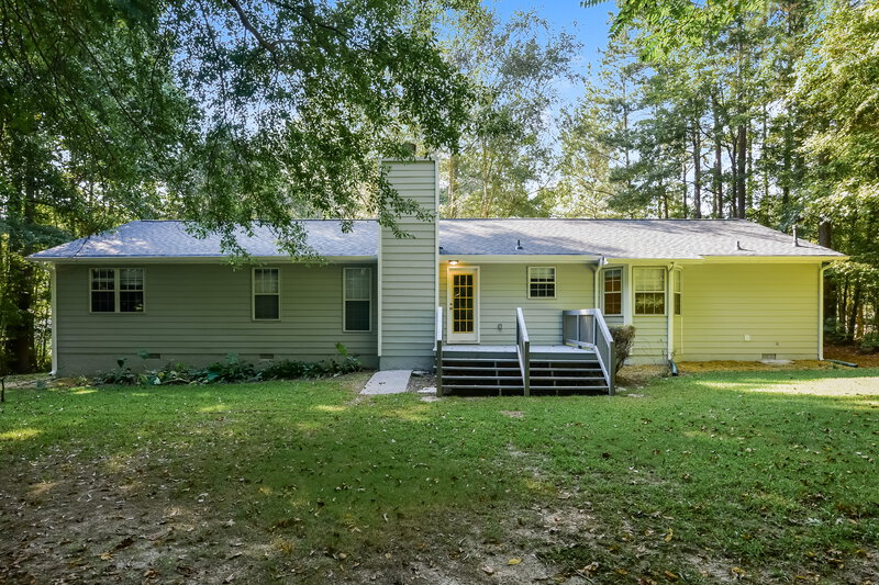 1,745/Mo, 1080 Crystal Springs Trl Hampton, GA 30228 Rear View