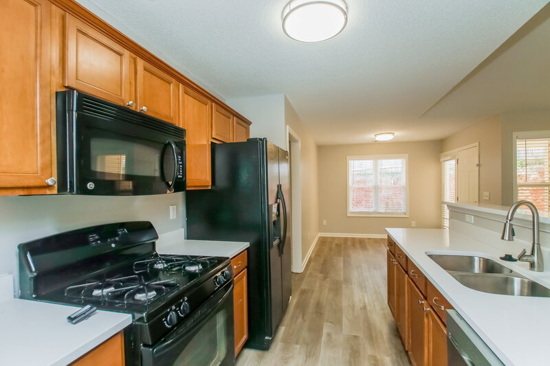 2,950/Mo, 225 Comet Ct Dallas, GA 30157 Kitchen View