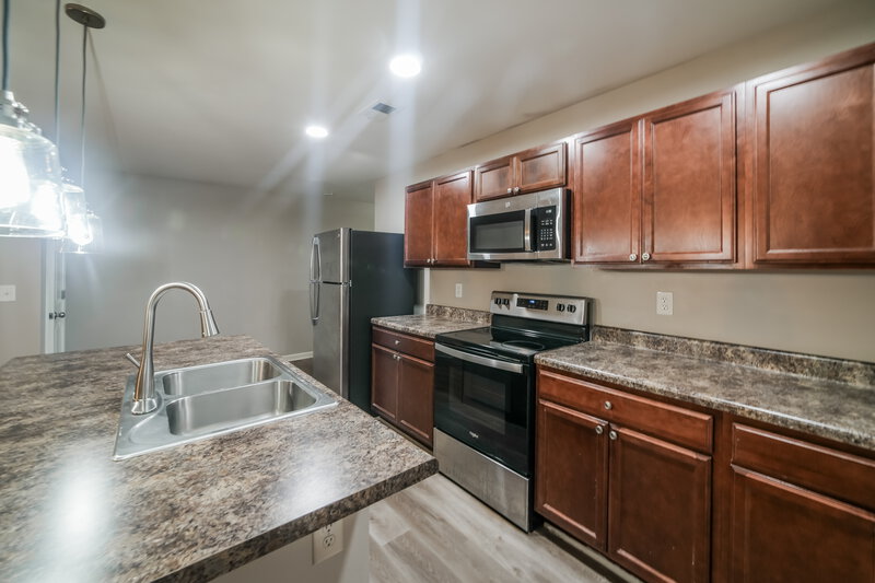 1,820/Mo, 170 Alton Cir Villa Rica, GA 30180 Kitchen View 2