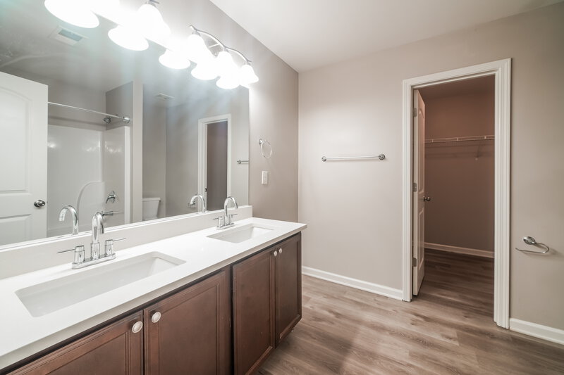 1,820/Mo, 170 Alton Cir Villa Rica, GA 30180 Main Bathroom View