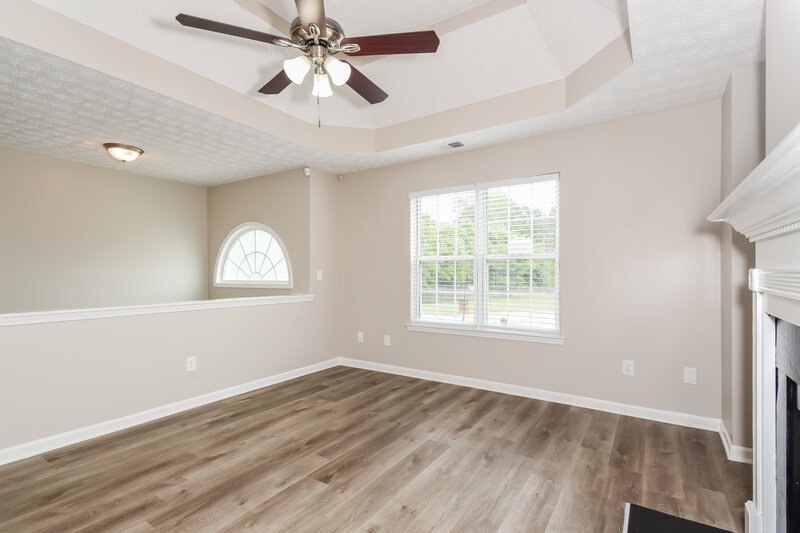 2,170/Mo, 23 Dewey Dr Adairsville, GA 30103 Living Room View 2