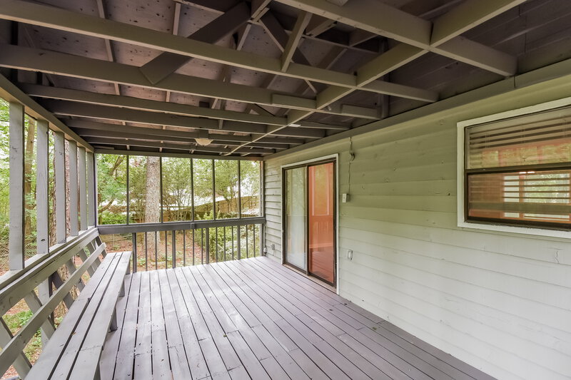 2,320/Mo, 170 Hyde Park Ct NE Kennesaw, GA 30144 Deck View