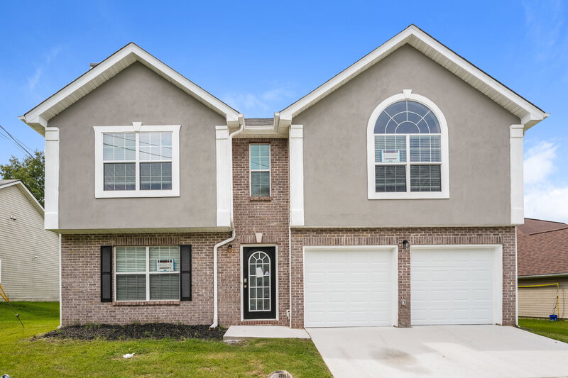 2,205/Mo, 2099 Mulberry Ln Lithonia, GA 30058 External View