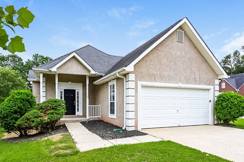 1,685/Mo, 200 Kings Cv Locust Grove, GA 30248 External View