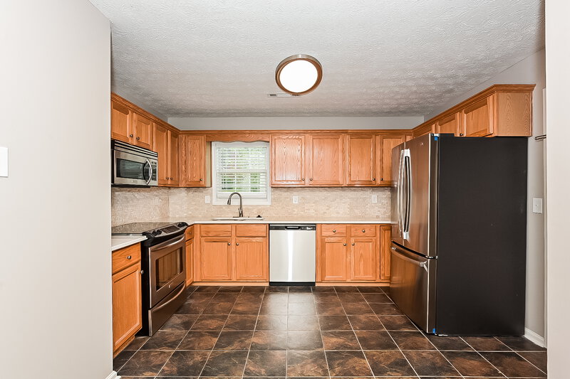 1,685/Mo, 200 Kings Cv Locust Grove, GA 30248 Kitchen View