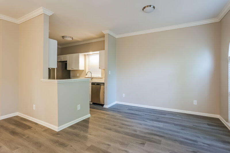 2,090/Mo, 724 S Fairfield Dr Peachtree City, GA 30269 Dining Room View