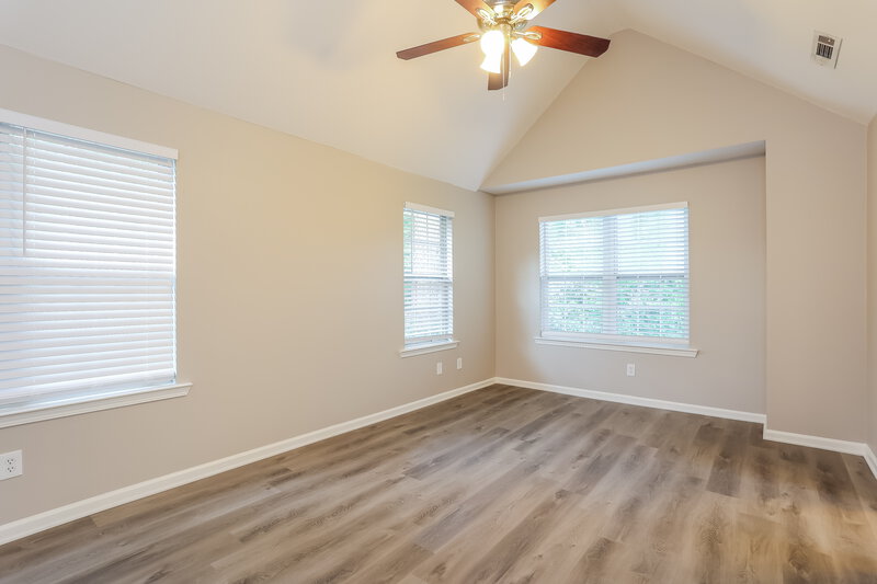 2,090/Mo, 724 S Fairfield Dr Peachtree City, GA 30269 Main Bedroom View 2