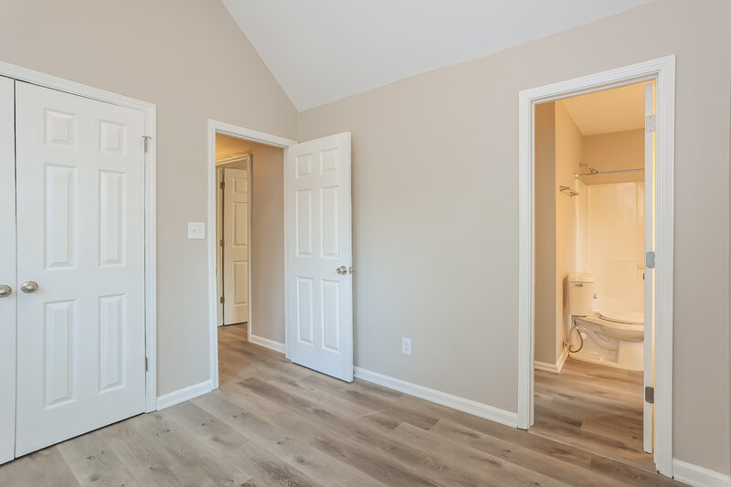 2,090/Mo, 724 S Fairfield Dr Peachtree City, GA 30269 Bedroom View 2