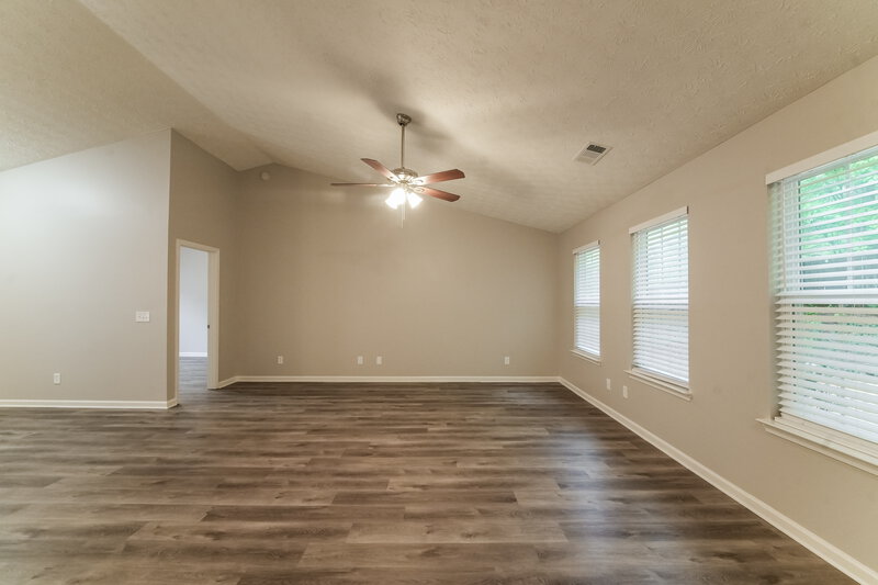 2,135/Mo, 228 Red Maple Way Dallas, GA 30157 Living Room View