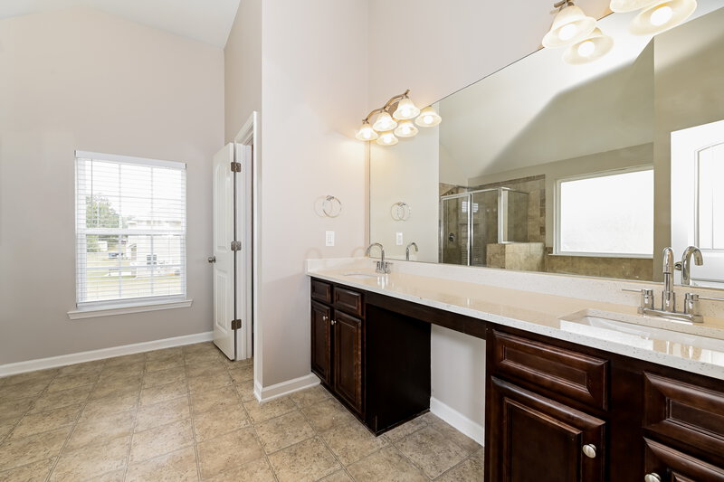 3,390/Mo, 221 Christopher Michael Ln Hampton, GA 30228 Bathroom View
