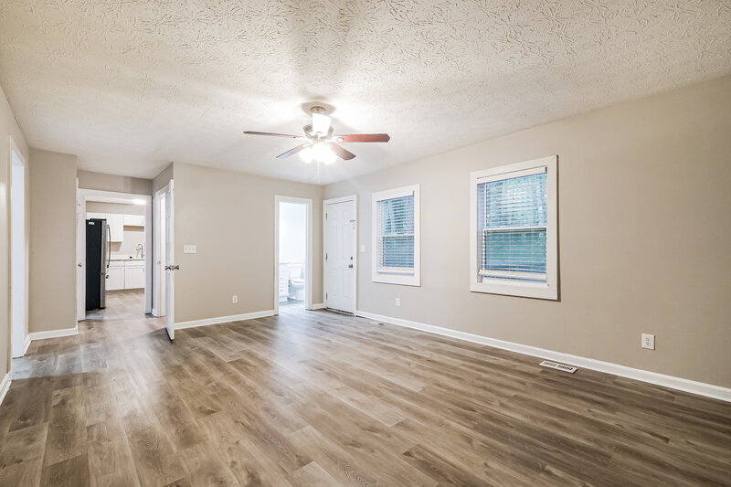 2,395/Mo, 1910 Meadowchase Ct Snellville, GA 30078 Living Room View 2