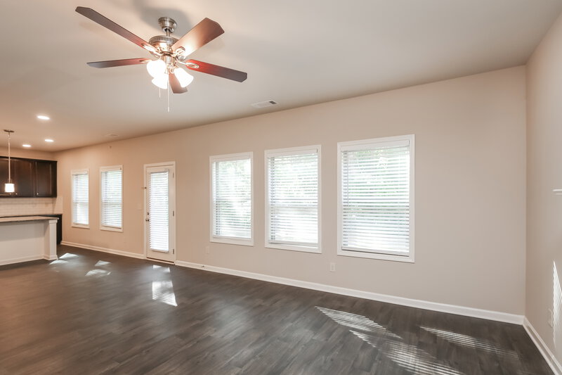 2,155/Mo, 900 Walnut Woods Dr Braselton, GA 30517 Living Room View 2