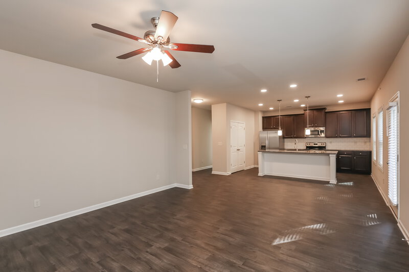 2,155/Mo, 900 Walnut Woods Dr Braselton, GA 30517 Living Room View 3