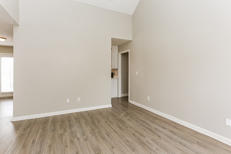 1,850/Mo, 304 Mary Alice Dr Winder, GA 30680 Living Room View 2