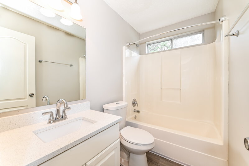 2,295/Mo, 10 Cheyenne Dr Stockbridge, GA 30281 Bathroom View