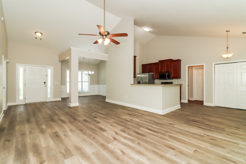 2,030/Mo, 205 Westridge Cir Dallas, GA 30132 Living Room View 2