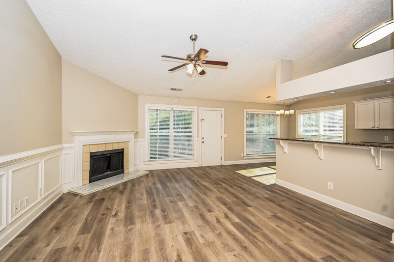 2,210/Mo, 3016 River Station Dr Woodstock, GA 30188 Living Room View