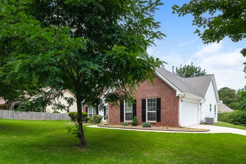 2,230/Mo, 5912 Sycamore Ridge Dr Sugar Hill, GA 30518 Front View