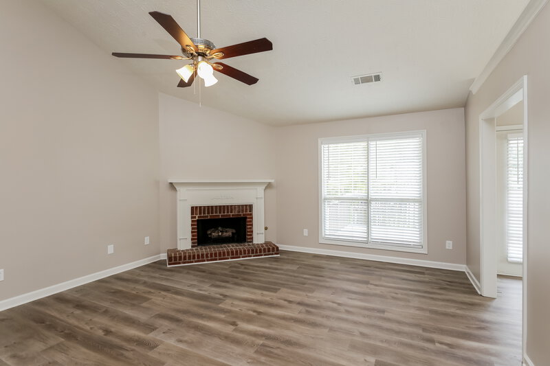 2,260/Mo, 5912 Sycamore Ridge Dr Sugar Hill, GA 30518 Living Room View 2