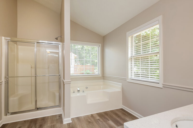 2,260/Mo, 5912 Sycamore Ridge Dr Sugar Hill, GA 30518 Main Bathroom View