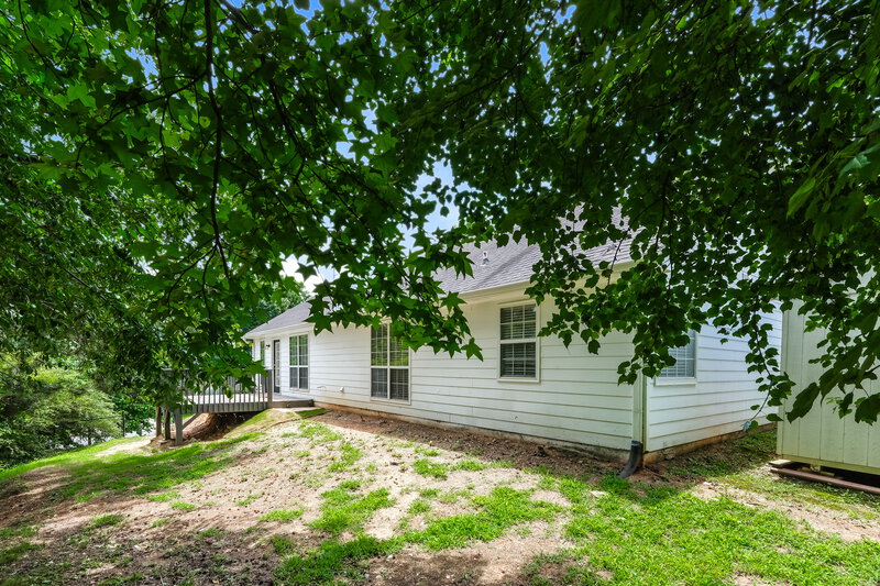 2,230/Mo, 5912 Sycamore Ridge Dr Sugar Hill, GA 30518 Rear View