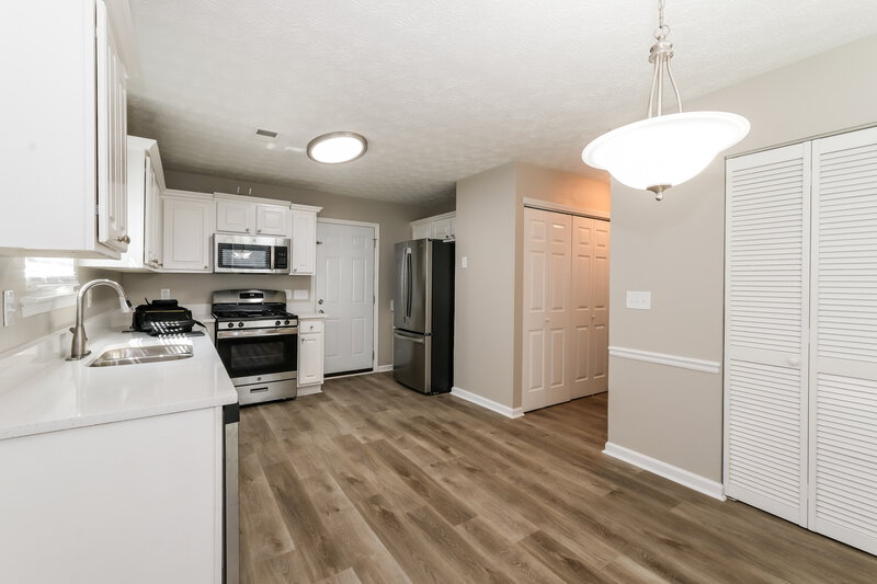 1,685/Mo, 150 N Greenfield Cir Covington, GA 30016 Kitchen View 2