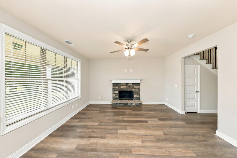 2,235/Mo, 137 Red Branch Dr Villa Rica, GA 30180 Living Room View