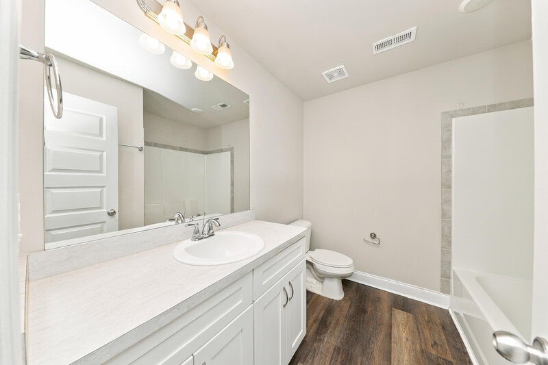 2,235/Mo, 137 Red Branch Dr Villa Rica, GA 30180 Bathroom View 2