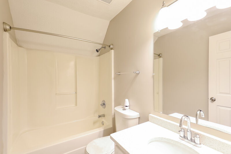 2,790/Mo, 1461 Starling Ct Hampton, GA 30228 Bathroom View