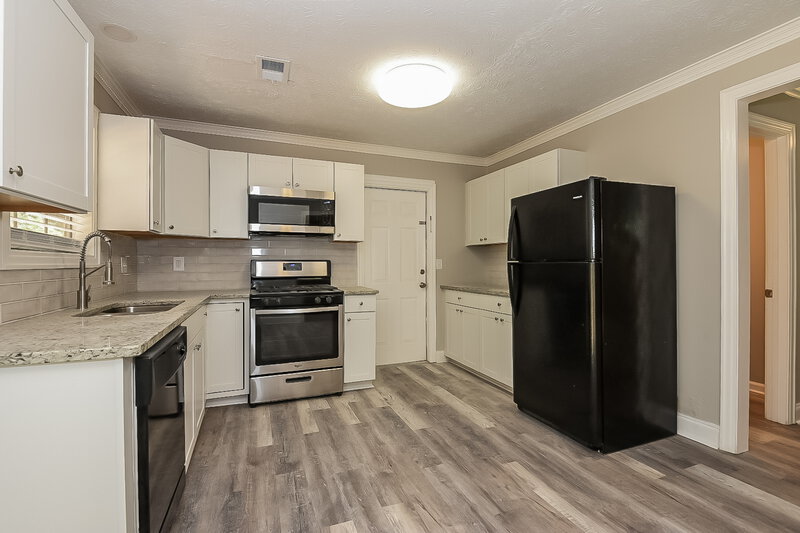 2,260/Mo, 885 Trace Cir NE Marietta, GA 30066 Kitchen View