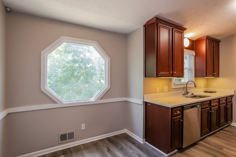 2,625/Mo, 392 Doeskin Ln SE Smyrna, GA 30082 Breakfast Nook View
