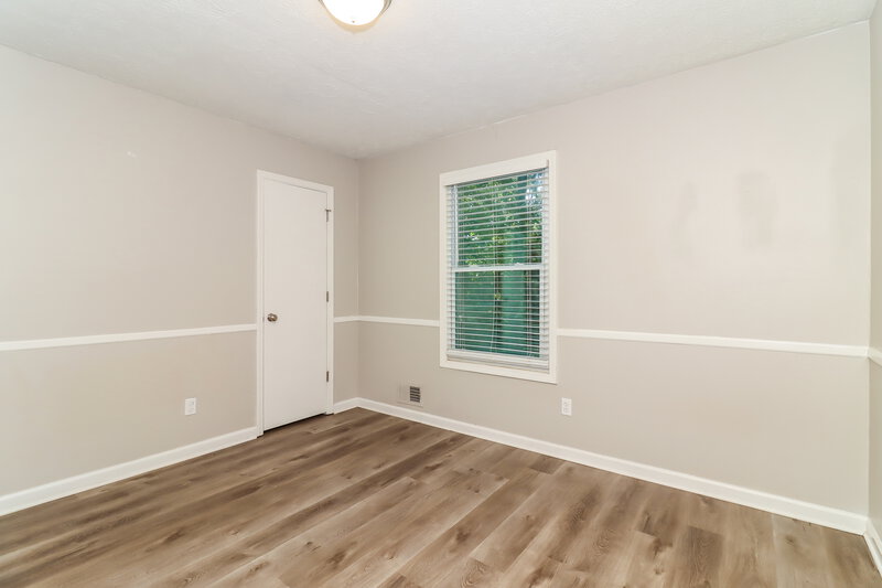 2,400/Mo, 392 Doeskin Ln SE Smyrna, GA 30082 Bedroom View 3