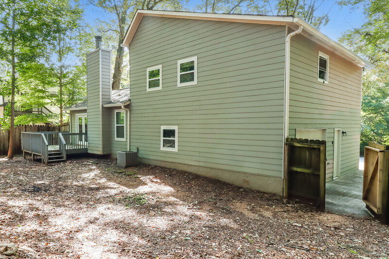 2,400/Mo, 392 Doeskin Ln SE Smyrna, GA 30082 Rear View