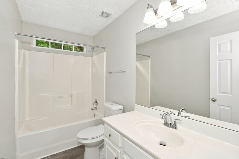 1,805/Mo, 136 Oak Grove Pl Acworth, GA 30102 Bathroom View