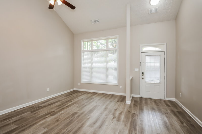 1,925/Mo, 715 Cool Weather Dr Lawrenceville, GA 30045 Living Room View